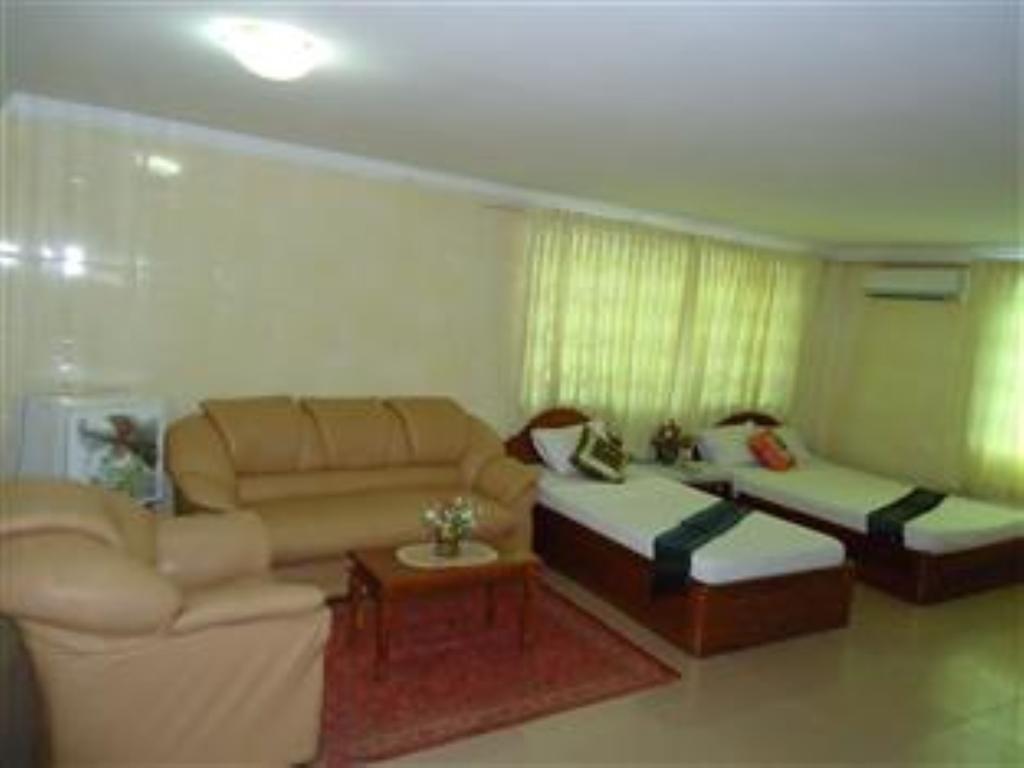 Spring Park Hotel Battambang Rum bild