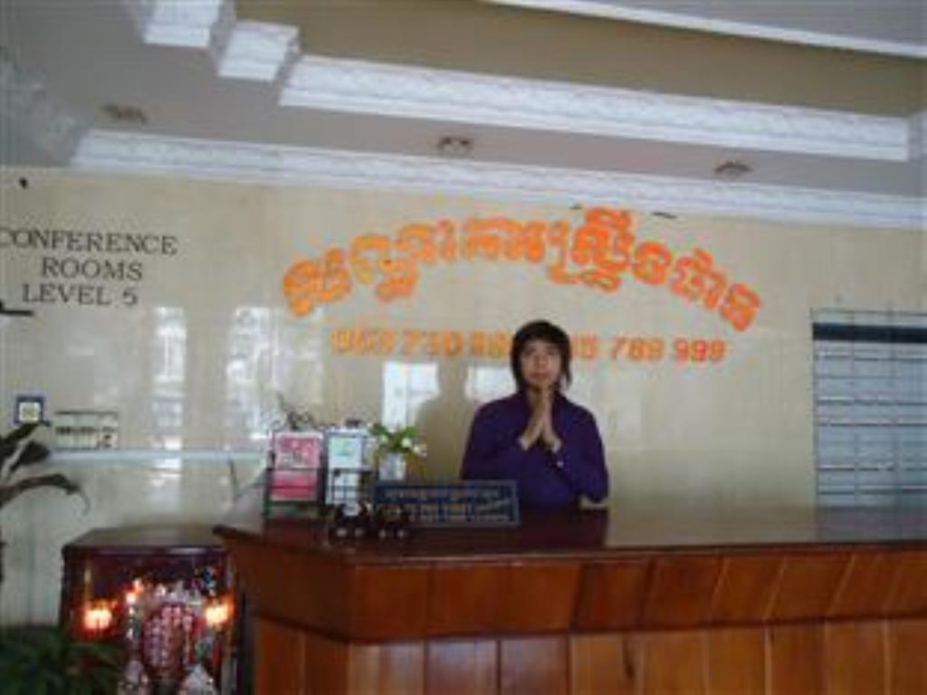 Spring Park Hotel Battambang Exteriör bild